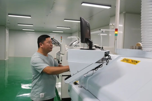 试产在即！巨擘智能科技产业链项目开始设备调试，集成电路领域即将迎来新突破